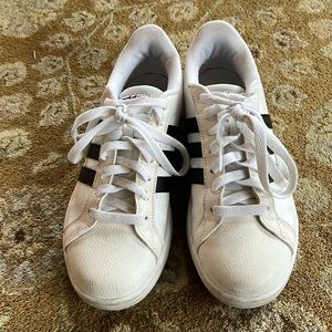 Adidas black and white cloudfoam sneakers sz. 8.5